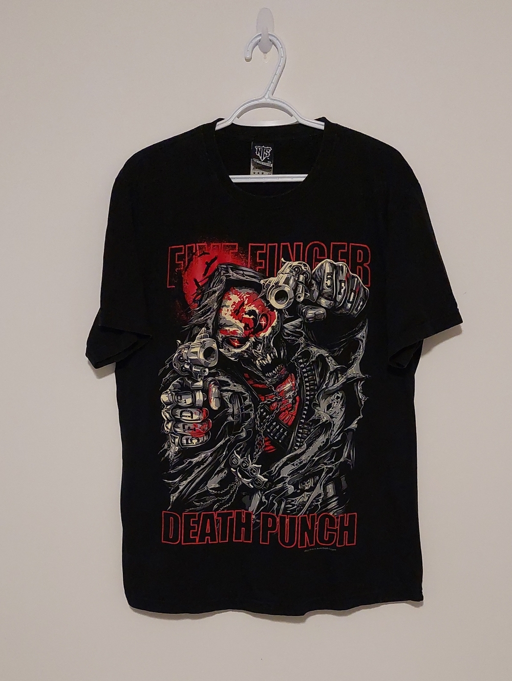 2020 Five Finger Death Punch Black Short Sleeved Graphic Band T-shirt EUC Sz. XL
